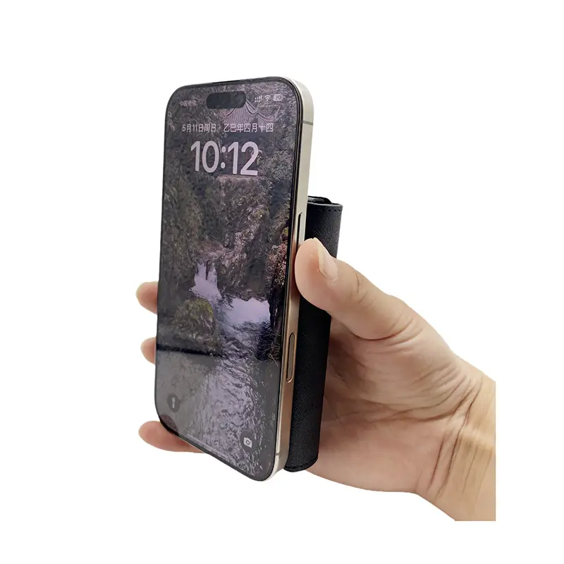 The Future of Personal Carry Introducing the E-Ink Smart Wallet (1).jpg